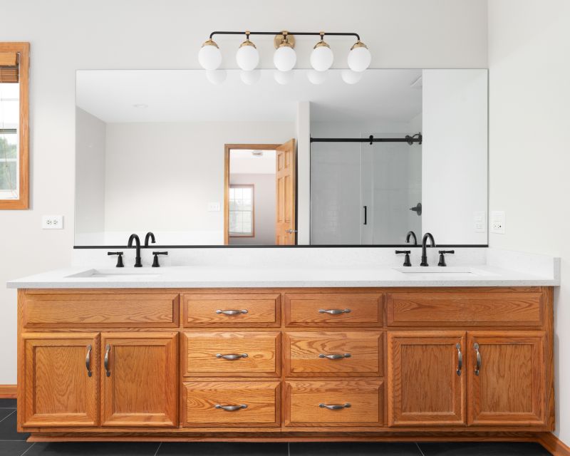 Elegant Bathroom Lighting